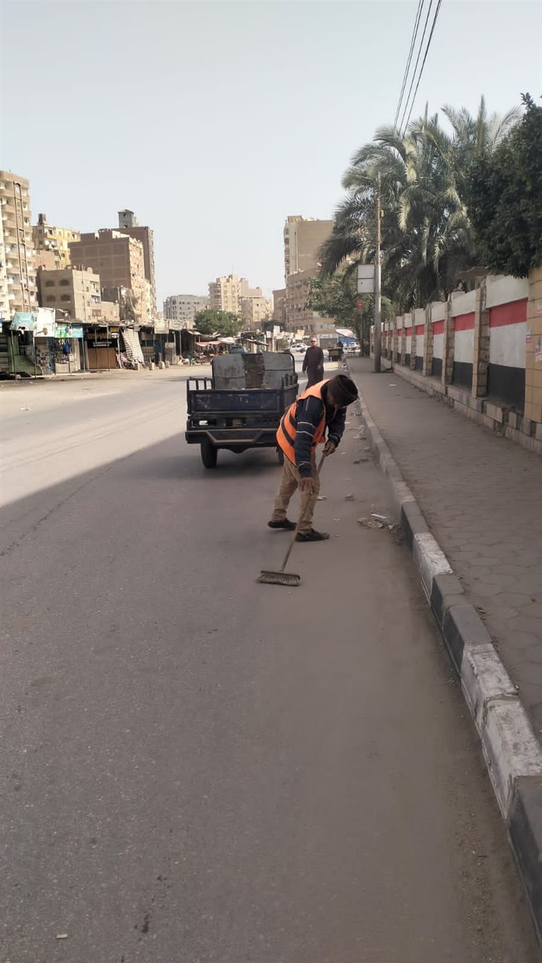 استمرار الحملات المكبرة للنظافة ورفع الإشغالات بميادين وشوارع مدينة الفيوم&nbsp;