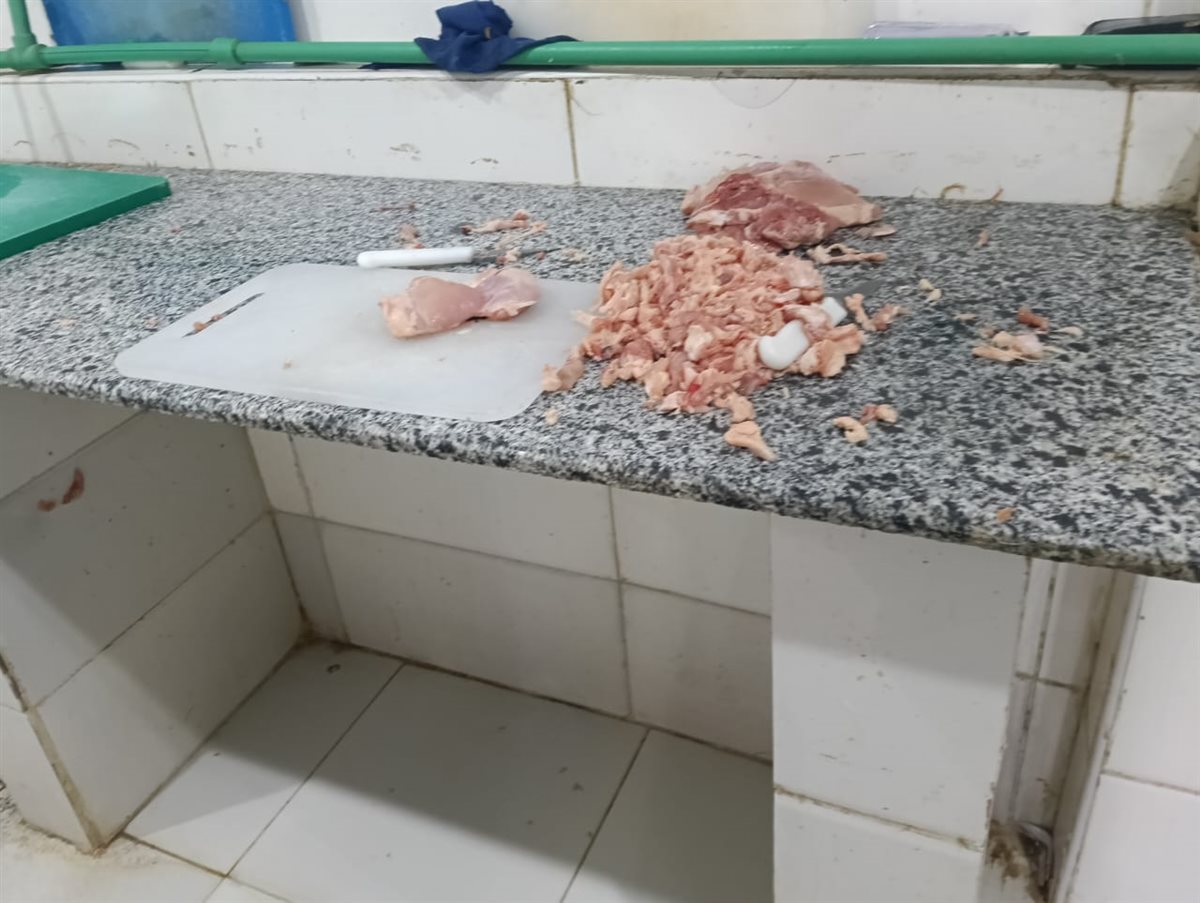 تكثيف حملات الطب البيطري على المجازر والأسواق وأماكن عرض وبيع اللحوم والدواجن والأسماك
