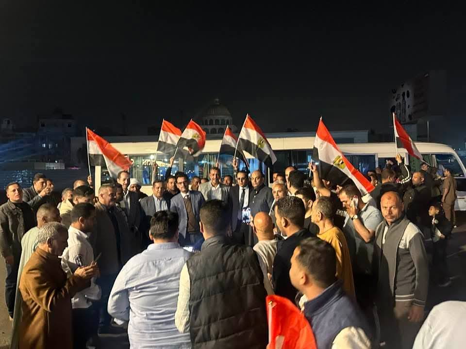 انطلاق حشود أهالي الفيوم لدعم موقف مصر بالعريش