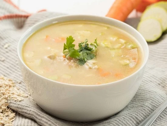 شوربة الشوفان بالخضار