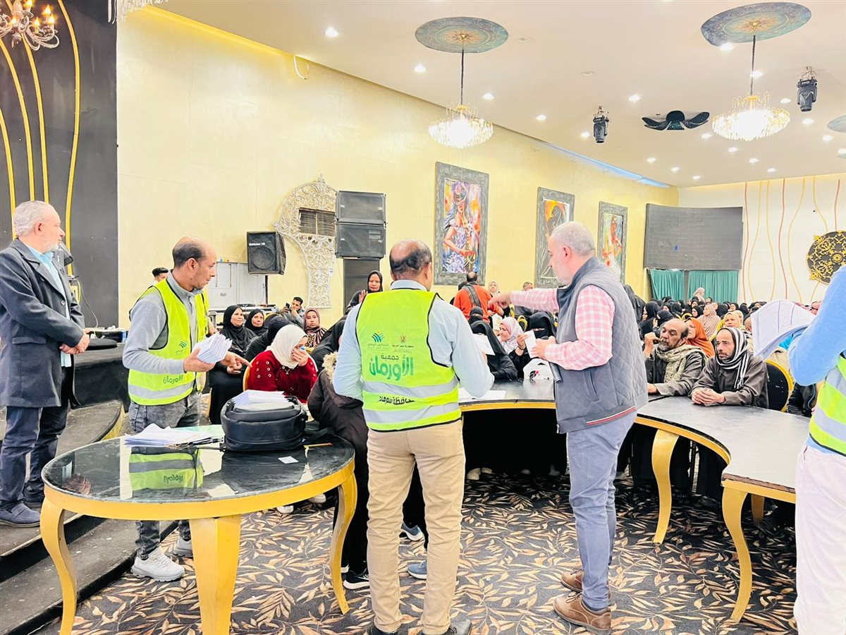 الأورمان توزع منح مالية ل 5,500 مستفيد بمحافظات الجمهورية المختلفة