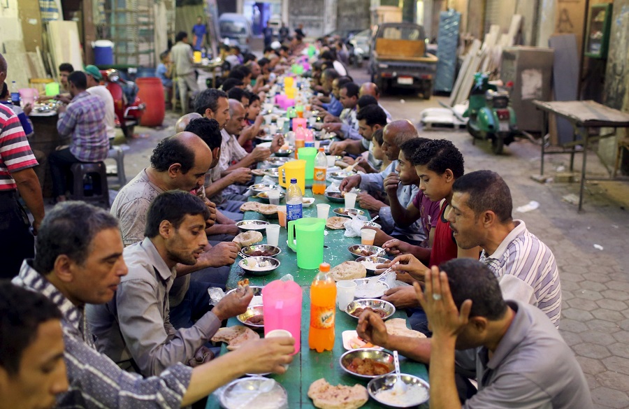 <strong>شروط إقامة موائد الرحمن في رمضان 2026 بالقاهرة</strong>