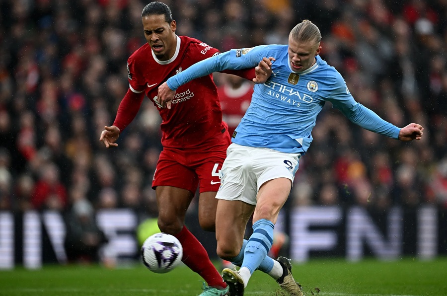 <strong>موعد مباراة ليفربول ومانشستر سيتي</strong>