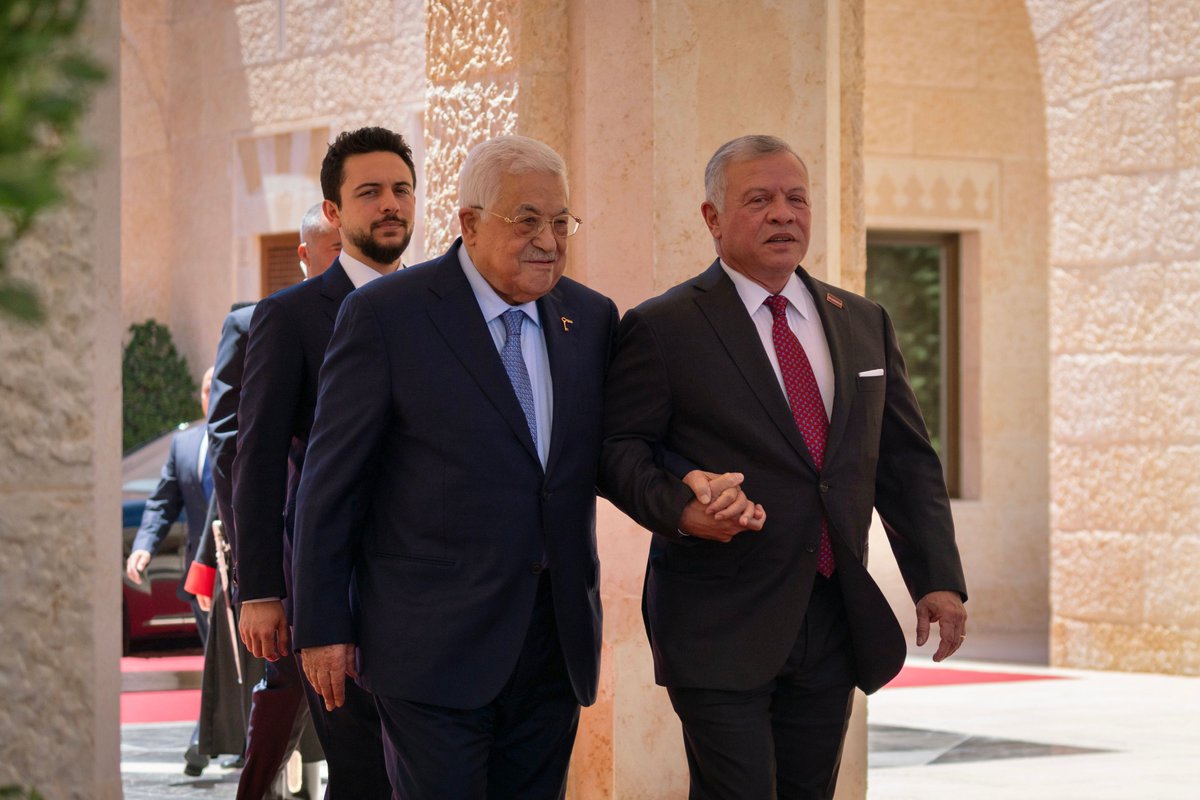 <strong>الرئيس الفلسطيني وملك الأردن</strong>