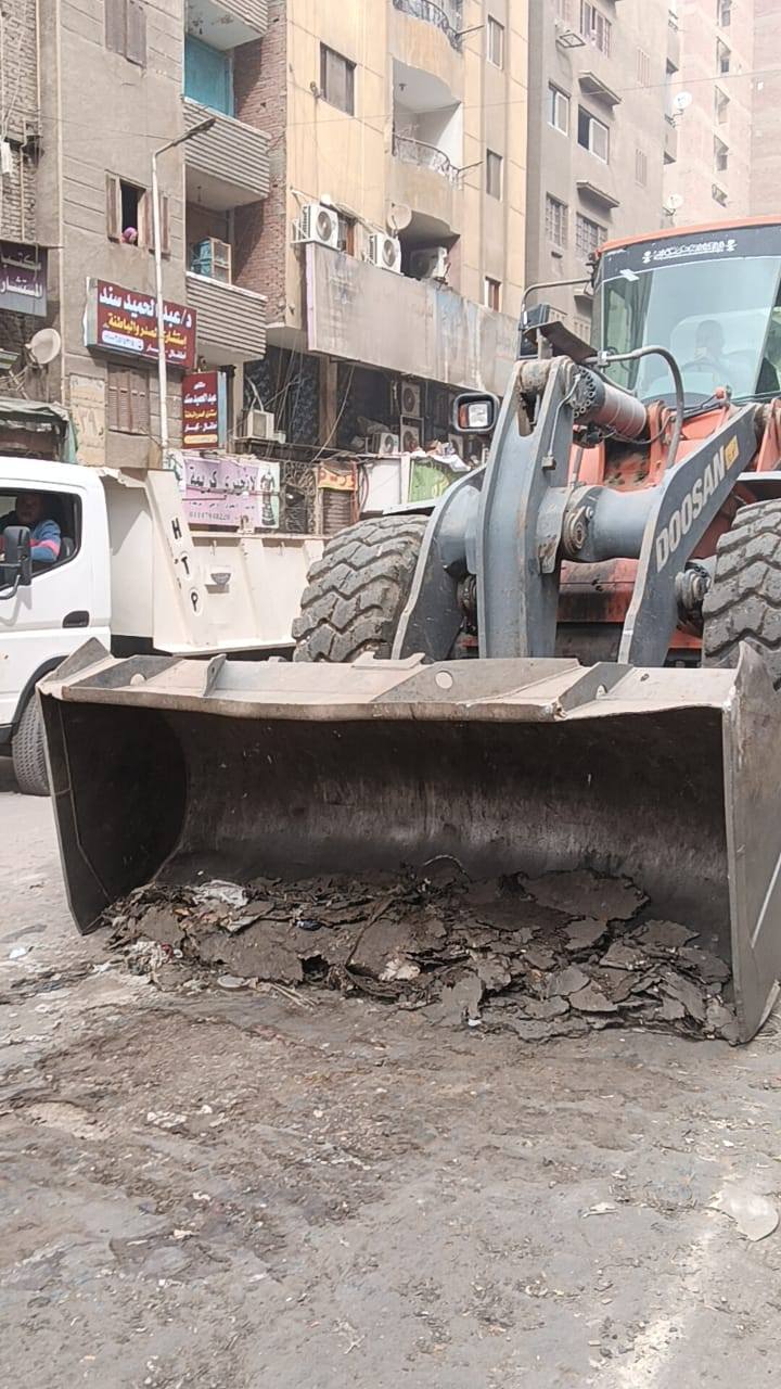 جانب من الحملات المكثفة في حي العمرانية