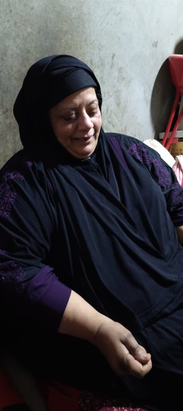 محدش راضي يعالجني: سيدة بالفيوم تستغيث بالمسئولين: اتعرضت لخطأ طبي من 17 سنة ونفسي أقوم من السرير