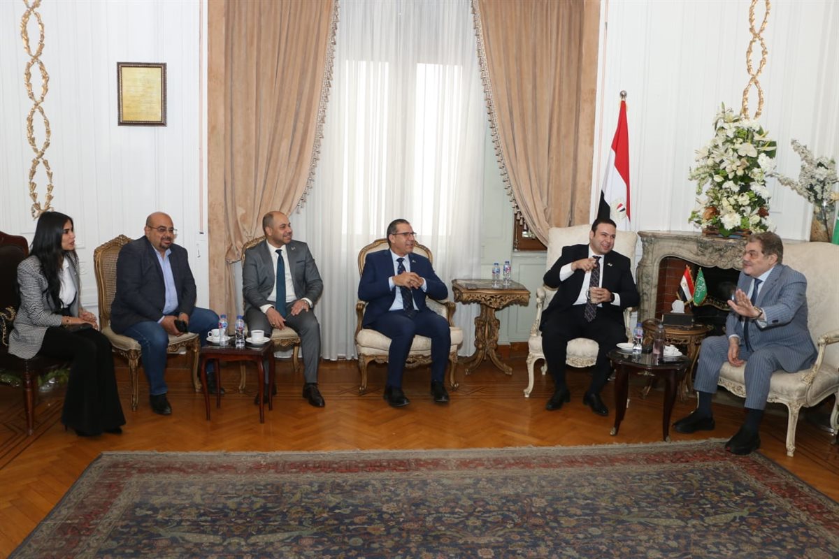 تحالف جديد بين حزبي الوفد والعدل