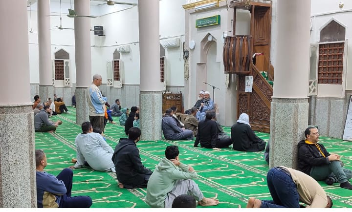 أوقاف الفيوم تواصل فعاليات برنامج «صحح قراءتك» لتعزيز الوعي بقواعد التجويد وأحكام التلاوة