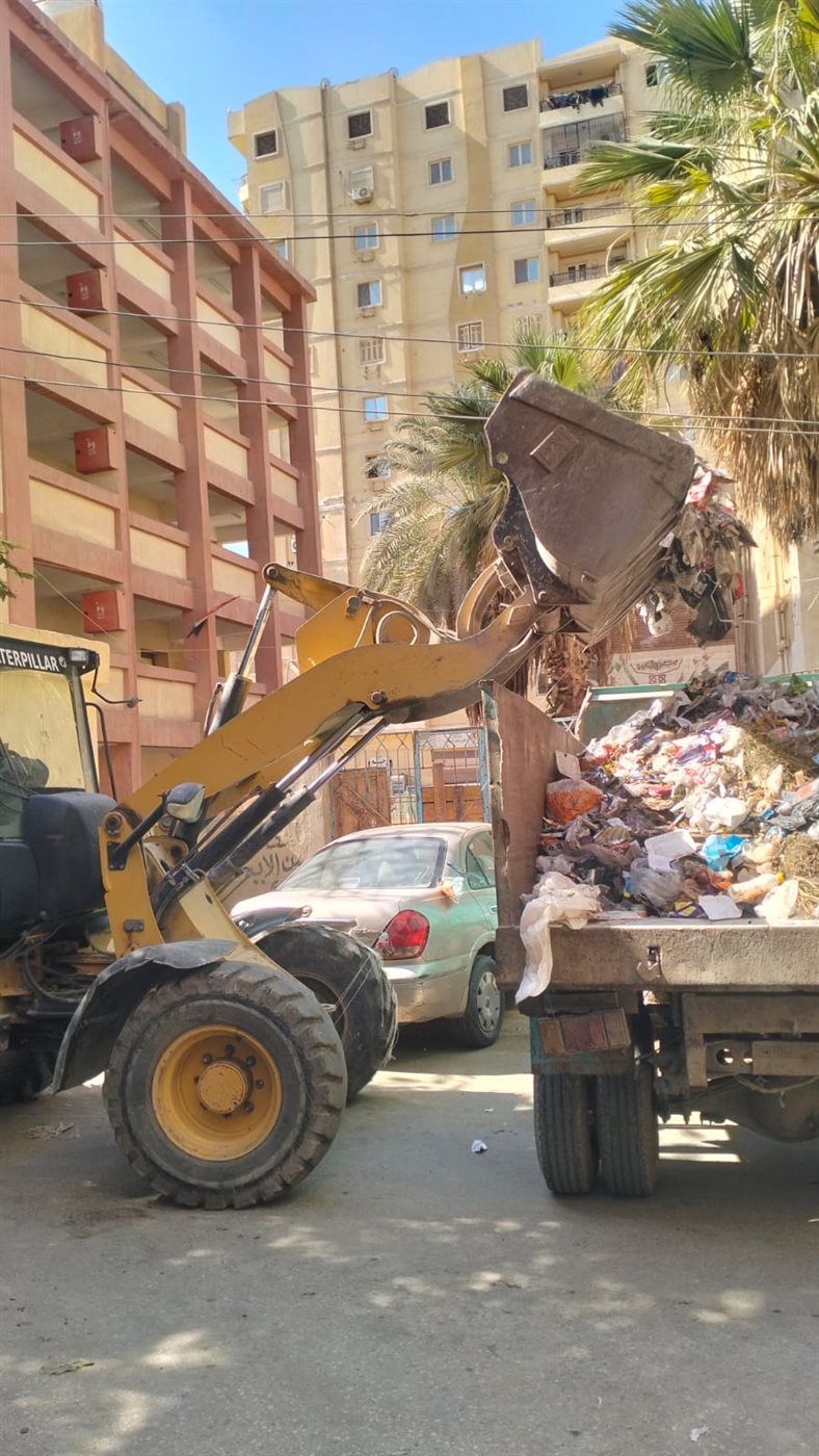 حملات مكثفة للنظافة ورفع الإشغالات وتجميل الشوارع بمركز ومدينة الفيوم