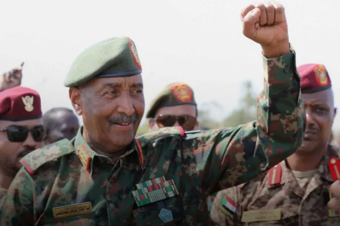 <strong>الفريق عبدالفتاح البرهان</strong>