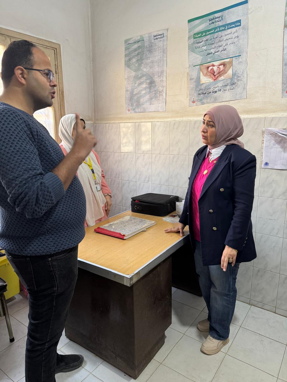 جولة ميدانية مفاجئة لوكيل وزارة الصحة بالفيوم لمستشفى اطسا المركزى&nbsp;<br>&nbsp;