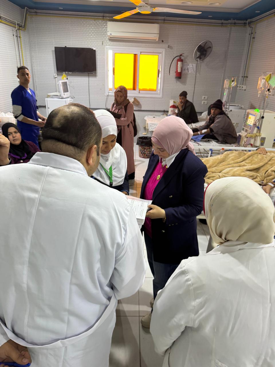 جولة ميدانية مفاجئة لوكيل وزارة الصحة بالفيوم لمستشفى اطسا المركزى&nbsp;<br>&nbsp;
