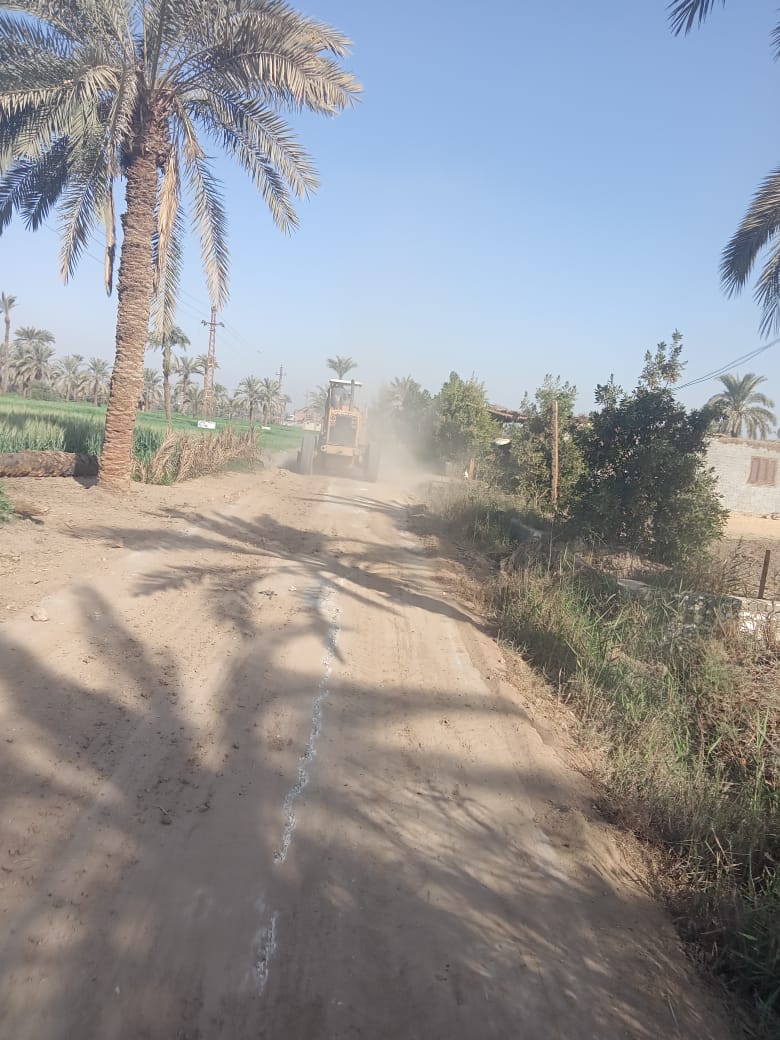 حملات صباحية ومسائية للنظافة العامة وصيانة الإنارة وتمهيد الطرق بمركز ومدينة سنورس