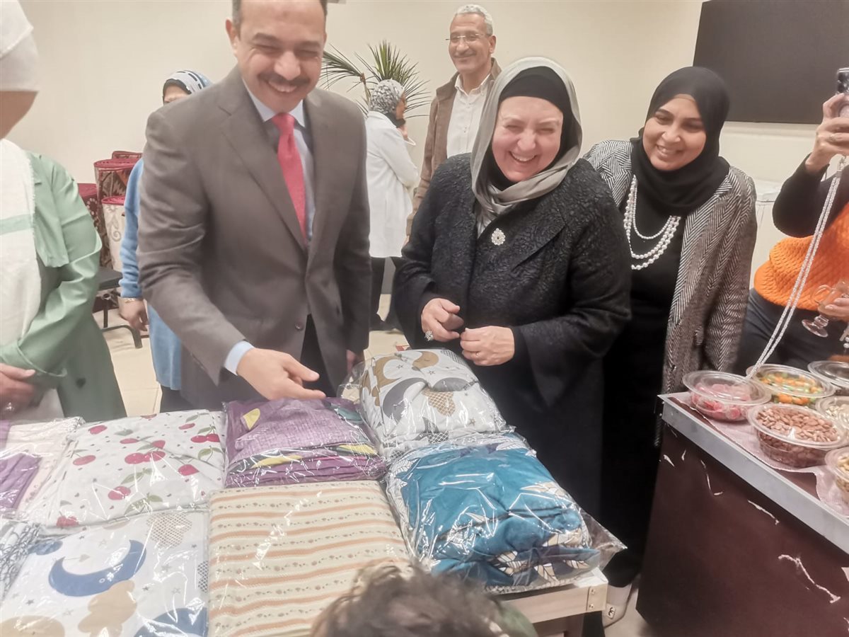 جانب من افتتاح المعرض