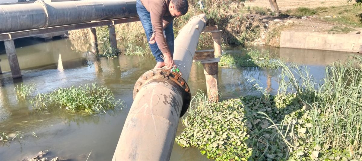 رئيس مياه الفيوم يتفقد خزان ورافع بيهمو ويتابع مسار الخط المغذي لتحسين ضغوط المياه بسنورس