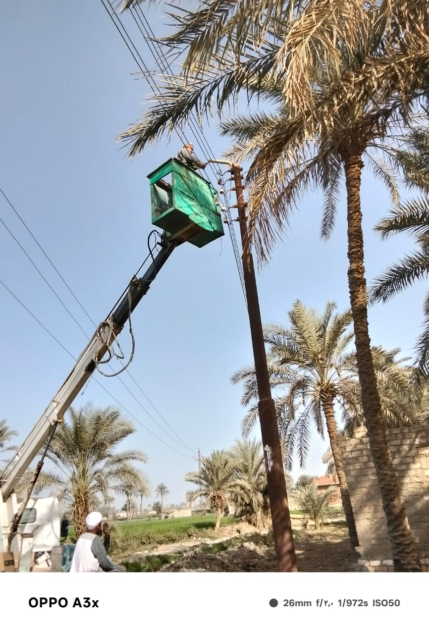 حملات يومية للنظافة العامة ورفع القمامة والمخلفات بمركز ومدينة أبشواي