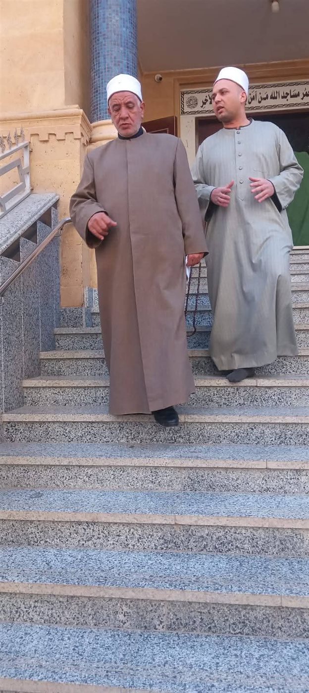 مدير أوقاف الفيوم يواصل جولاته المرورية على المساجد لتعزيز الانضباط الإداري والدعوي