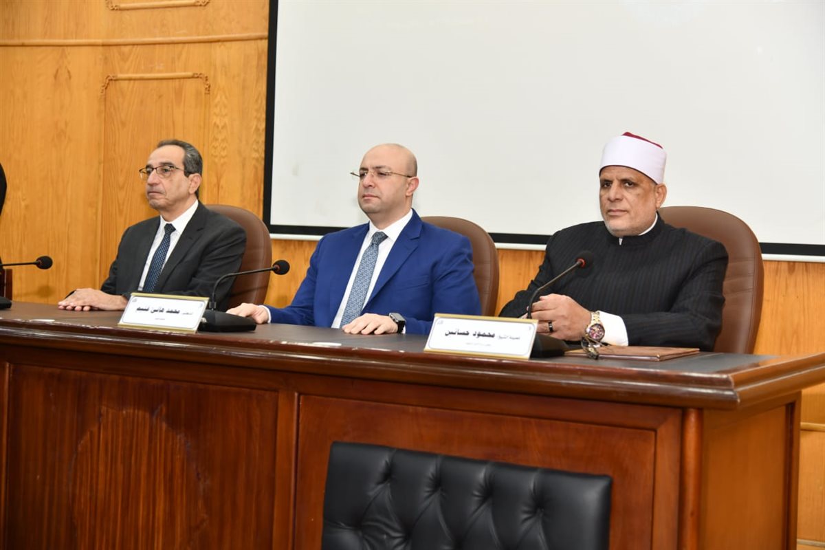 محافظ الفيوم يشهد الاحتفال باليوم السنوي لتأسيس الجامع الأزهر<br>&nbsp;