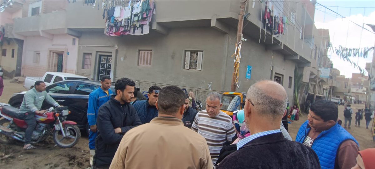 رئيس مياه الفيوم يتابع إصلاح خط مياه 400 مم بطامية ويتفقد مركز الصيانة وخدمة العملاء وأعمال الصرف الصحي بالكعابي