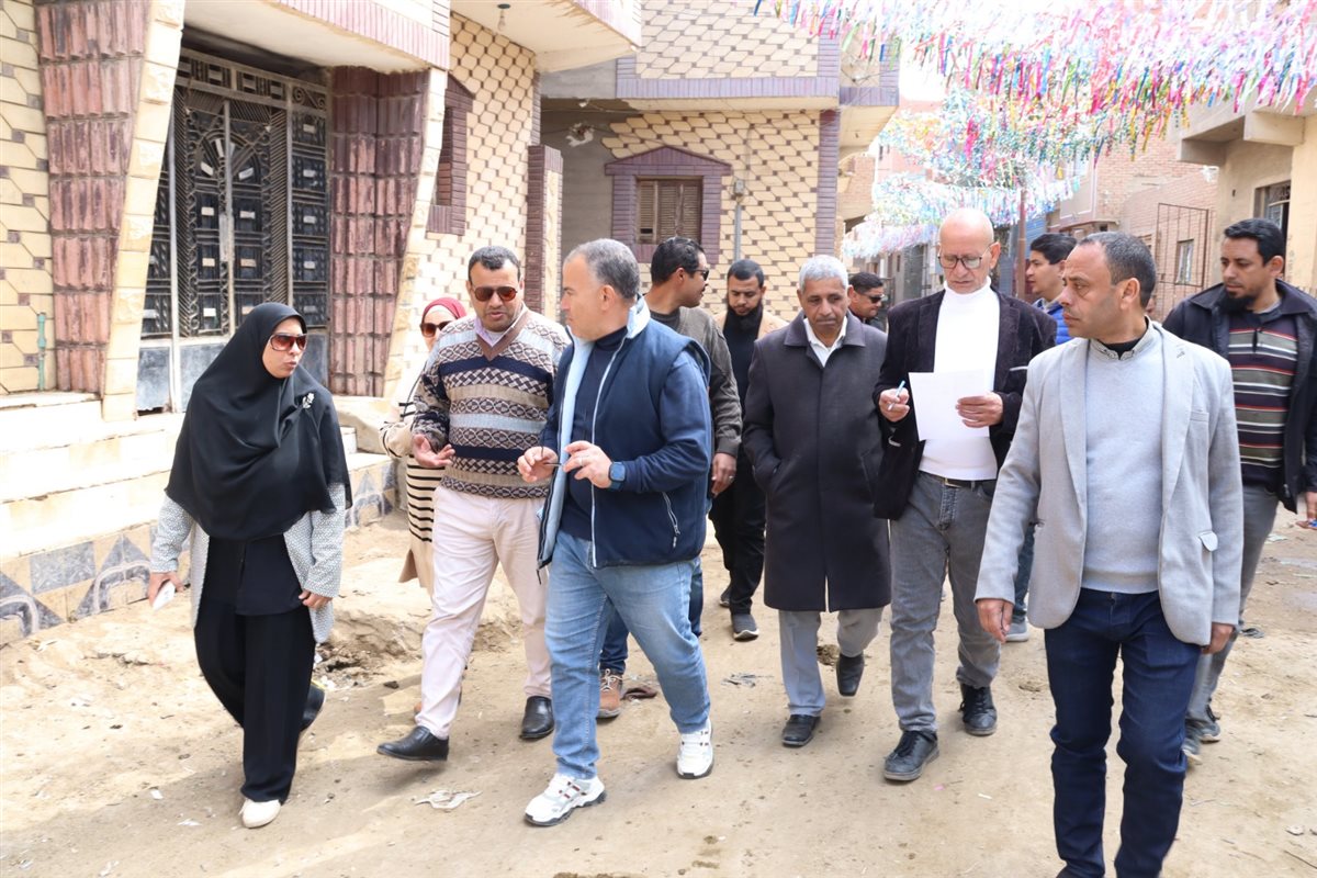 رئيس مياه الفيوم يرفع التوصيلات المخالفة ويعيد الانضباط لشبكات الصرف الصحي بالكعابي الجديدة