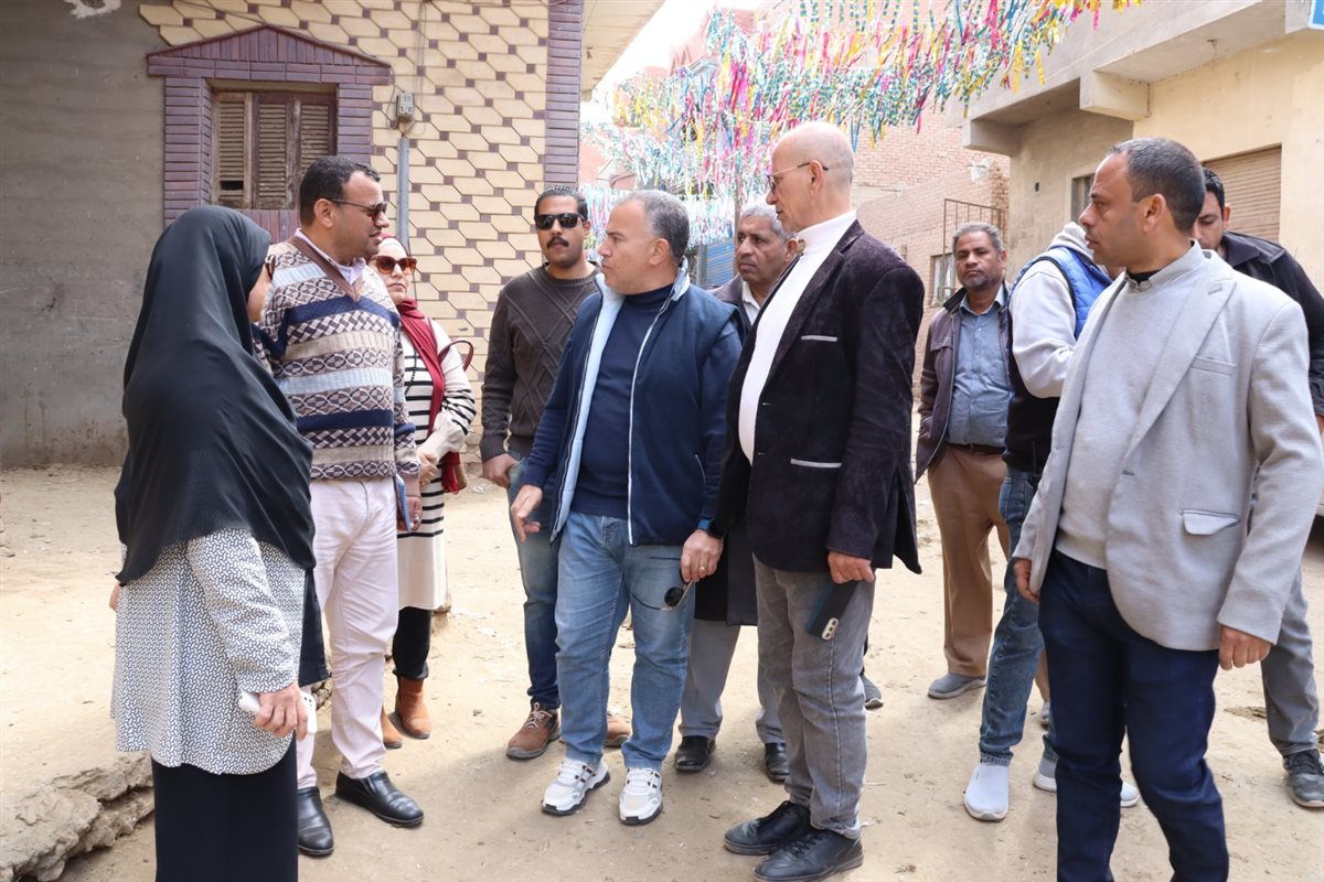 رئيس مياه الفيوم يرفع التوصيلات المخالفة ويعيد الانضباط لشبكات الصرف الصحي بالكعابي الجديدة