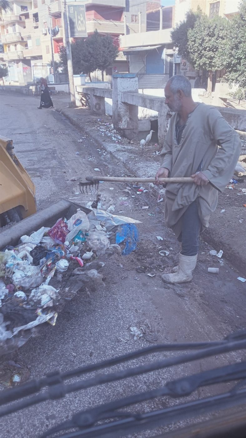 حملات صباحية ومسائية للنظافة العامة ورفع الإشغالات بمركزي سنورس وإطسا بالفيوم&nbsp;