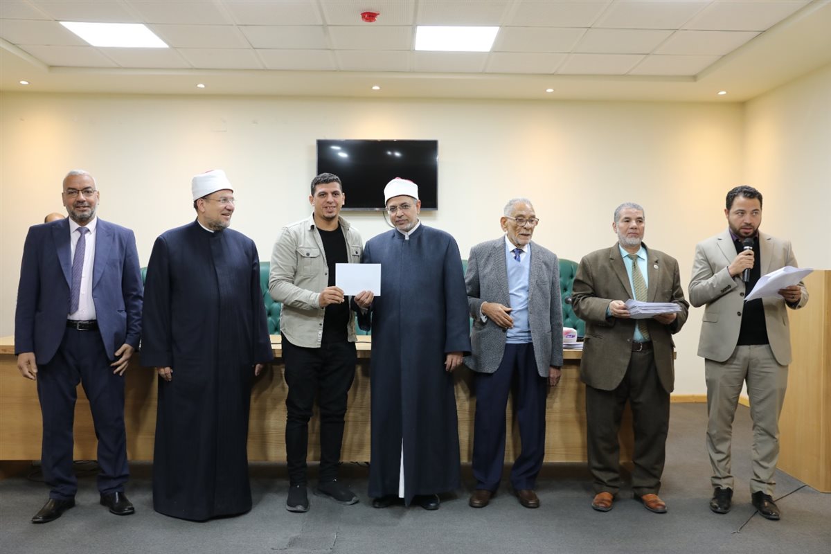 رئيس جامعة الأزهر