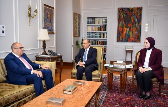 <strong>وزير الخارجية يستقبل المبعوث الخاص للأمم المتحدة لتمويل التنمية</strong>