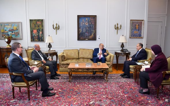<strong>وزير الخارجية يستقبل المبعوث الخاص للأمم المتحدة لتمويل التنمية</strong>