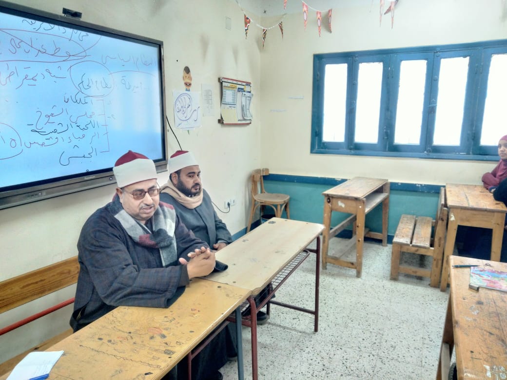 “تعزيز الوعي وقيم المواطنة” ندوة توعوية لأوقاف الفيوم بمدرسة أبشواي الثانوية