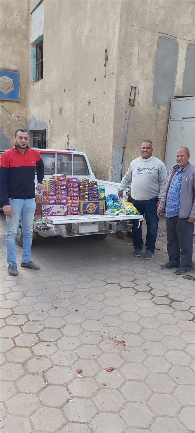450 قطعة سلع غذائية و62 عبوة مبيدات حشرية وفطرية منتهية الصلاحية بالفيوم&nbsp;