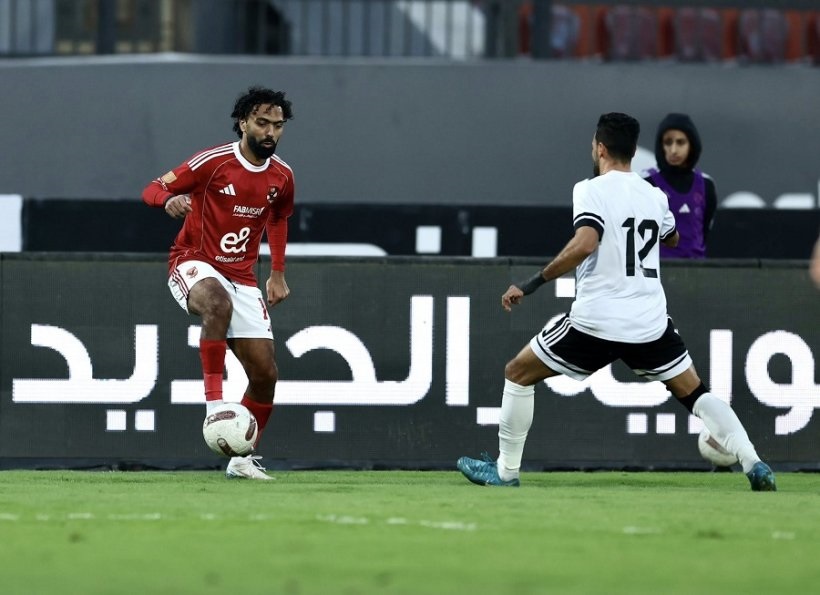 <strong>القنوات المفتوحة الناقلة لمباراة الأهلي وطلائع الجيش</strong>