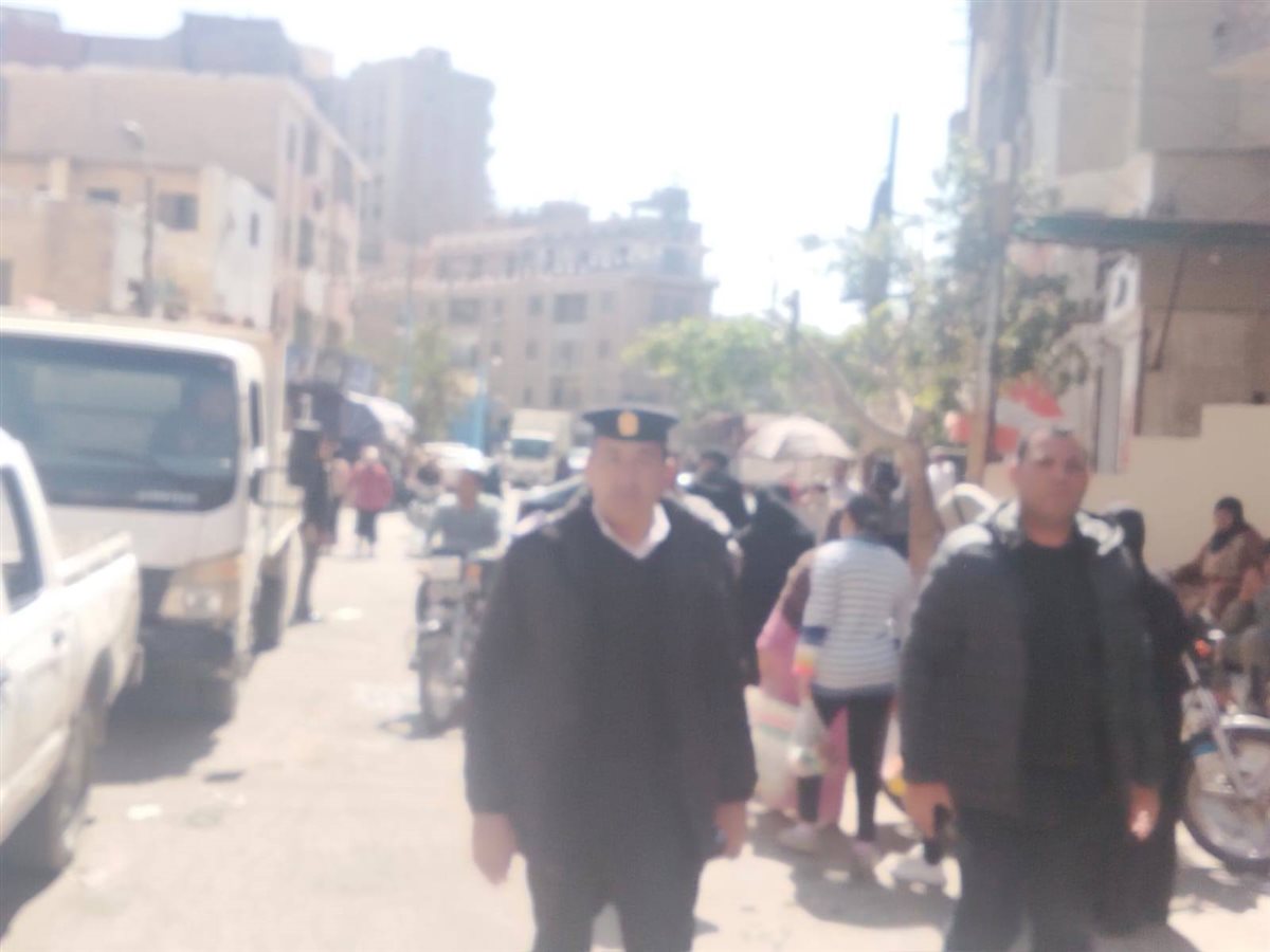 حملات موسعة لرفع الإشغالات بحي جنوب وغرب والوحدة المحلية بدسيا