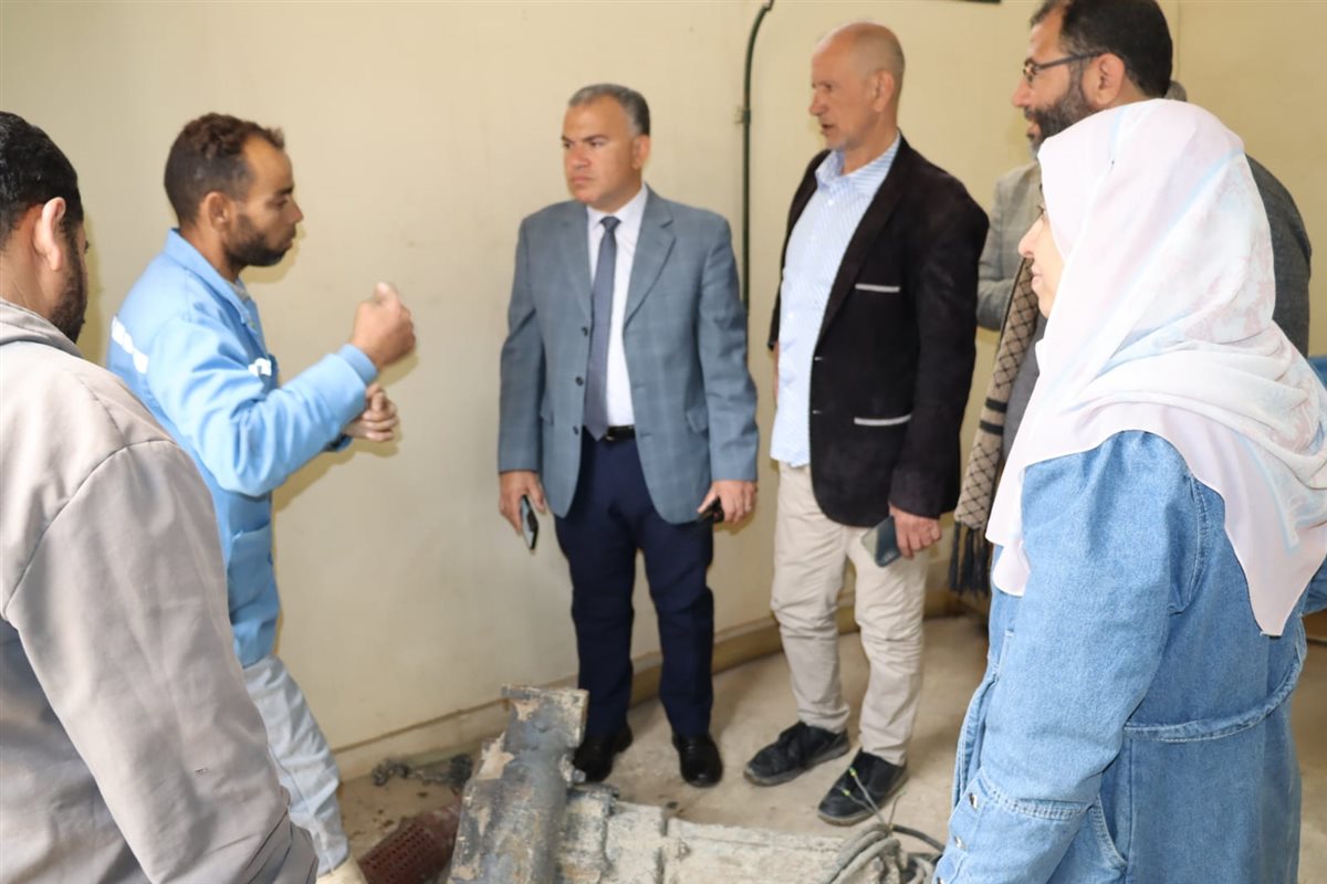 رئيس مياه الفيوم يكافئ عمال محطة رفع صرف صحي كوم أوشيم 2 تقديراً لجهودهم&nbsp;