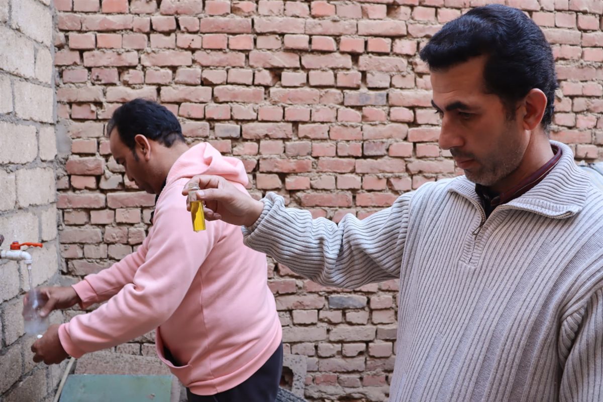 رئيس مياه الفيوم: يلتقي أهالي كفر أبوشنب بجردو ويوجه بحل فوري لمشكلة الصرف الصحي