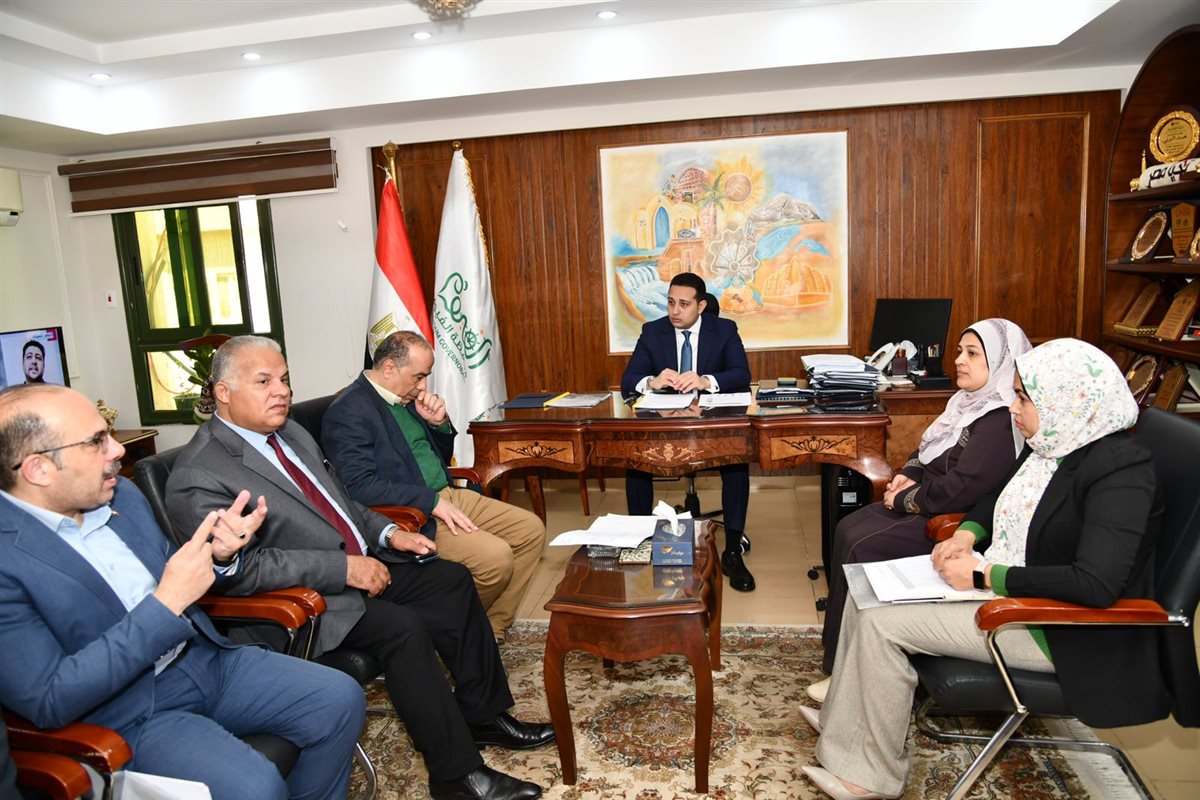 نائب محافظ الفيوم يتابع تطبيق منظومة موازنة البرامج والأداء