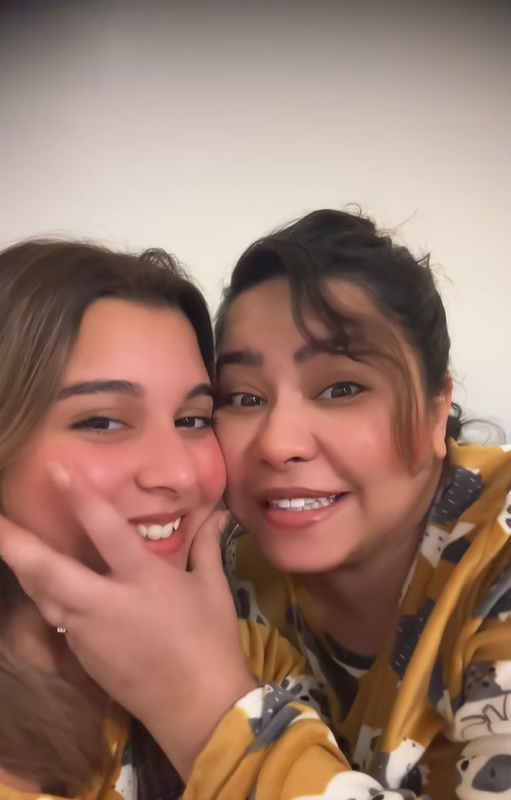 شيرين عبد الوهاب وابنتها هنا&nbsp;