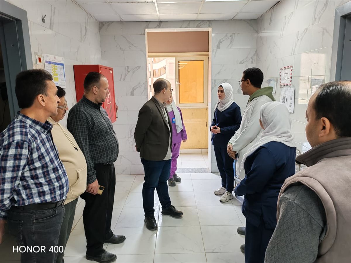 مرور مفاجئ من رئيس قطاع الطب الوقائى بوزارة الصحة على صحة الفيوم