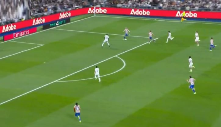 <strong>الريال ضد أتلتيكو مدريد</strong>