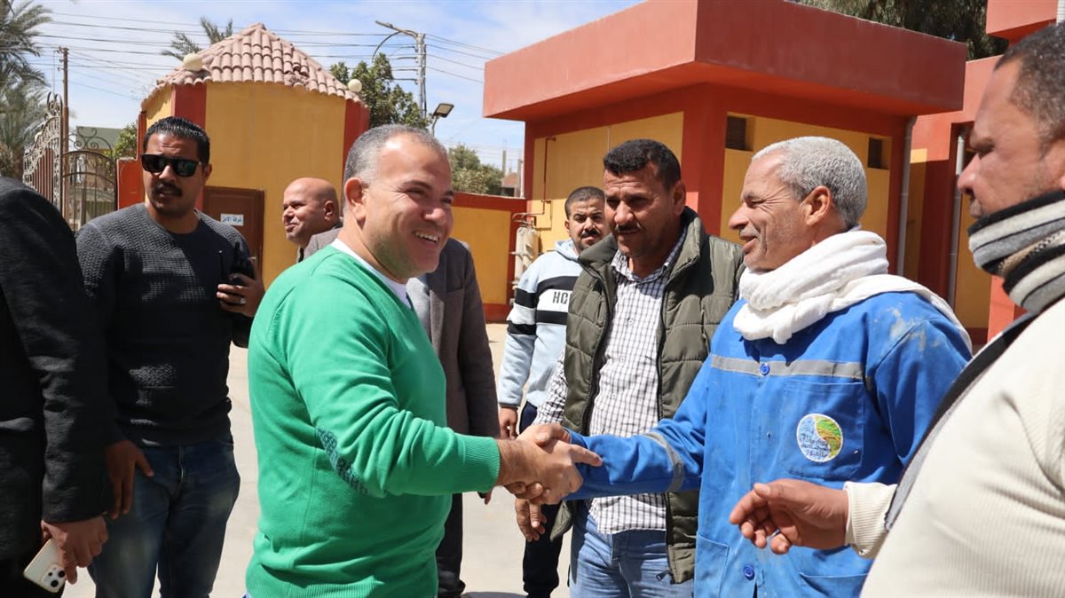 رئيس مياه الفيوم يلتقي العاملين بمراكز الصيانة ومحطات الصرف الصحي بأبشواي في رابع أيام عيد الفطر المبارك