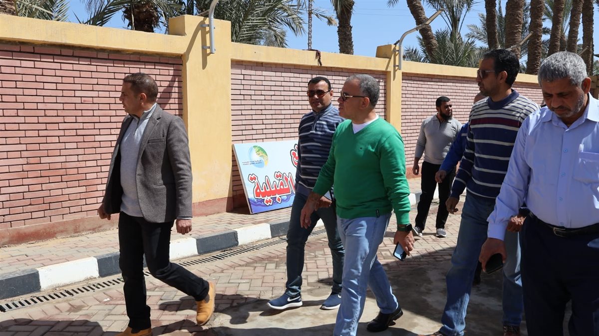 رئيس مياه الفيوم يلتقي العاملين بمراكز الصيانة ومحطات الصرف الصحي بأبشواي في رابع أيام عيد الفطر المبارك