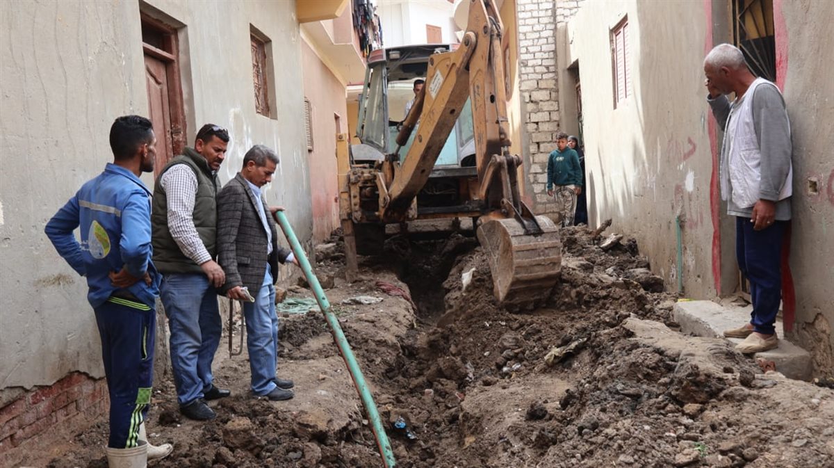 رئيس مياه الفيوم ضبط وإزالة توصيلة مياه خلسة بطول 500 متر بقرية الجيلاني بمركز أبشواي