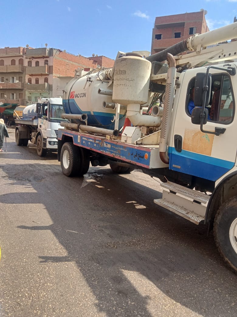 انتشار مكثف لمعدات مياه الفيوم لمواجهة الطقس السيئ