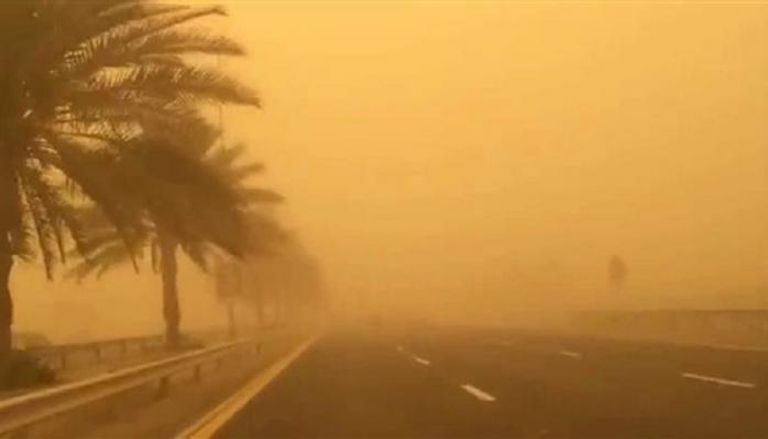 طقس محمل بالرمال والأتربة - صورة أرشيفية