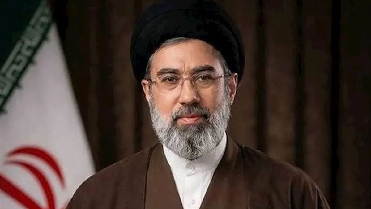 <strong>مجتبى خامنئي</strong>