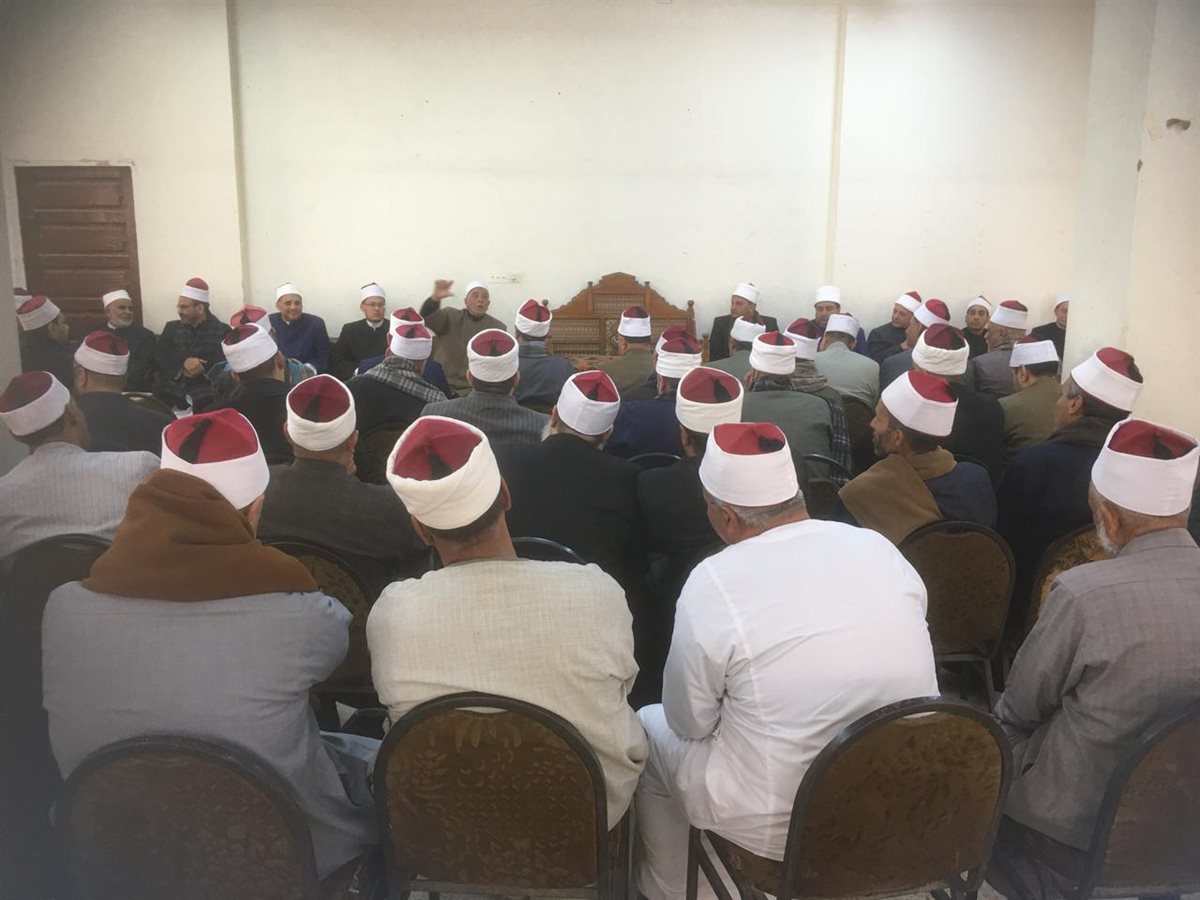 مدير أوقاف الفيوم يجتمع بمديري الإدارات لمناقشة الانضباط الدعوي والإداري وترشيد الكهرباء