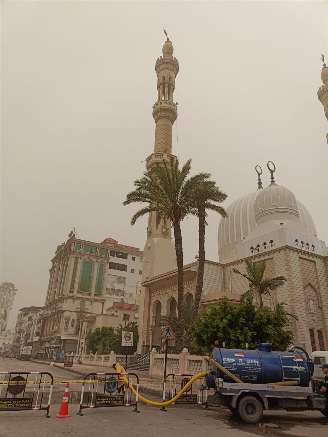 ميل هلال مئذنة مسجد البحر بدمياط