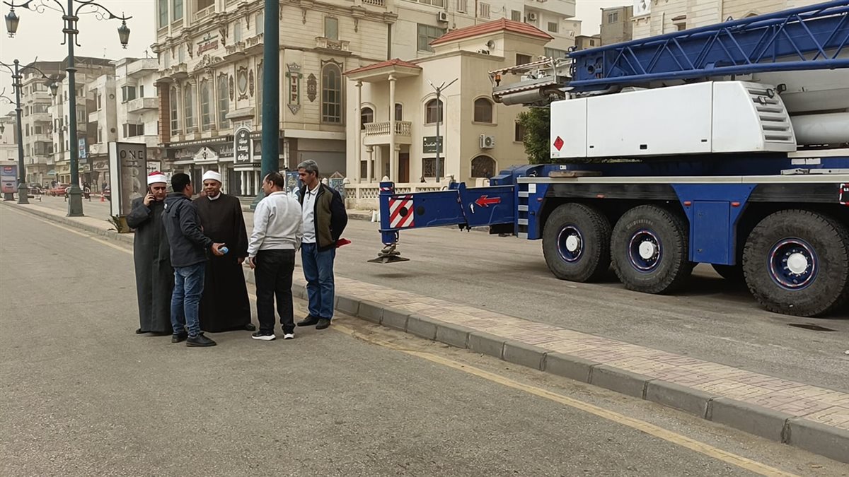ميل هلال مئذنة مسجد البحر بدمياط