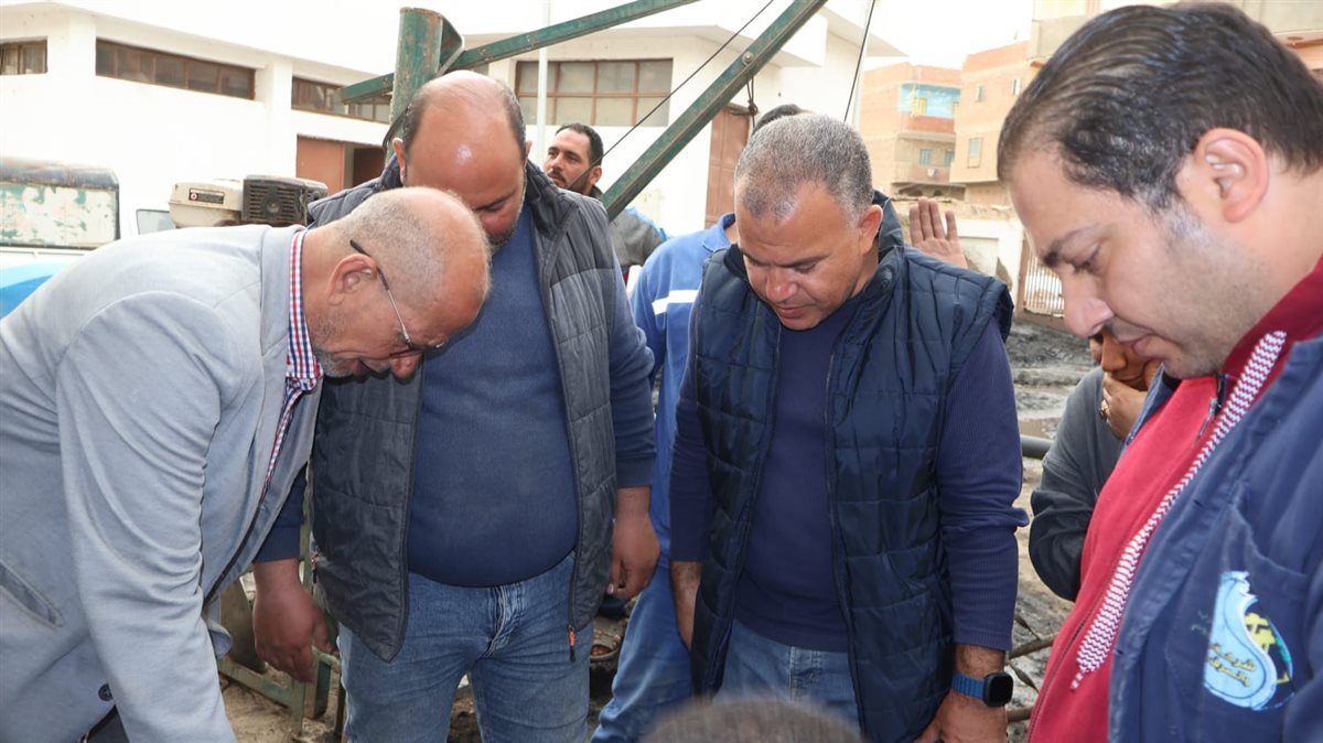 رئيس مياه الفيوم يتفقد محطة معالجة الصرف الصحي بقحافة للتأكد من جاهزيتها لأستقبال مياه الأمطار
