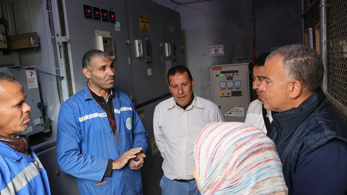 رئيس مياه الفيوم يتفقد محطة معالجة الصرف الصحي بقحافة للتأكد من جاهزيتها لأستقبال مياه الأمطار